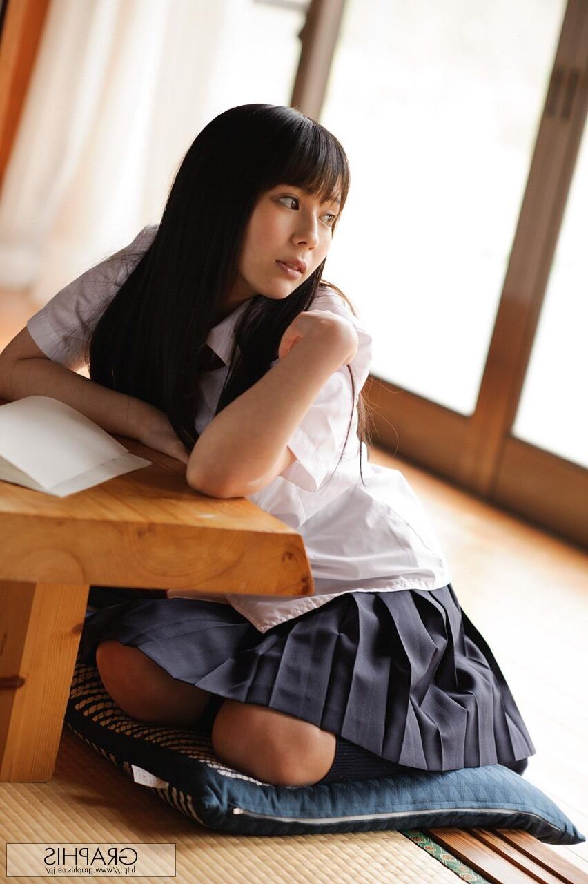Ruka Kanae Graphisgals No. Otro mundo