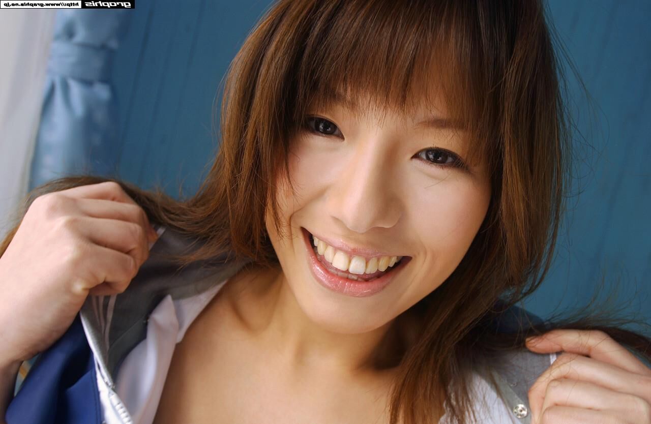 Towa Aino GraphisGals No. Nine Clothes