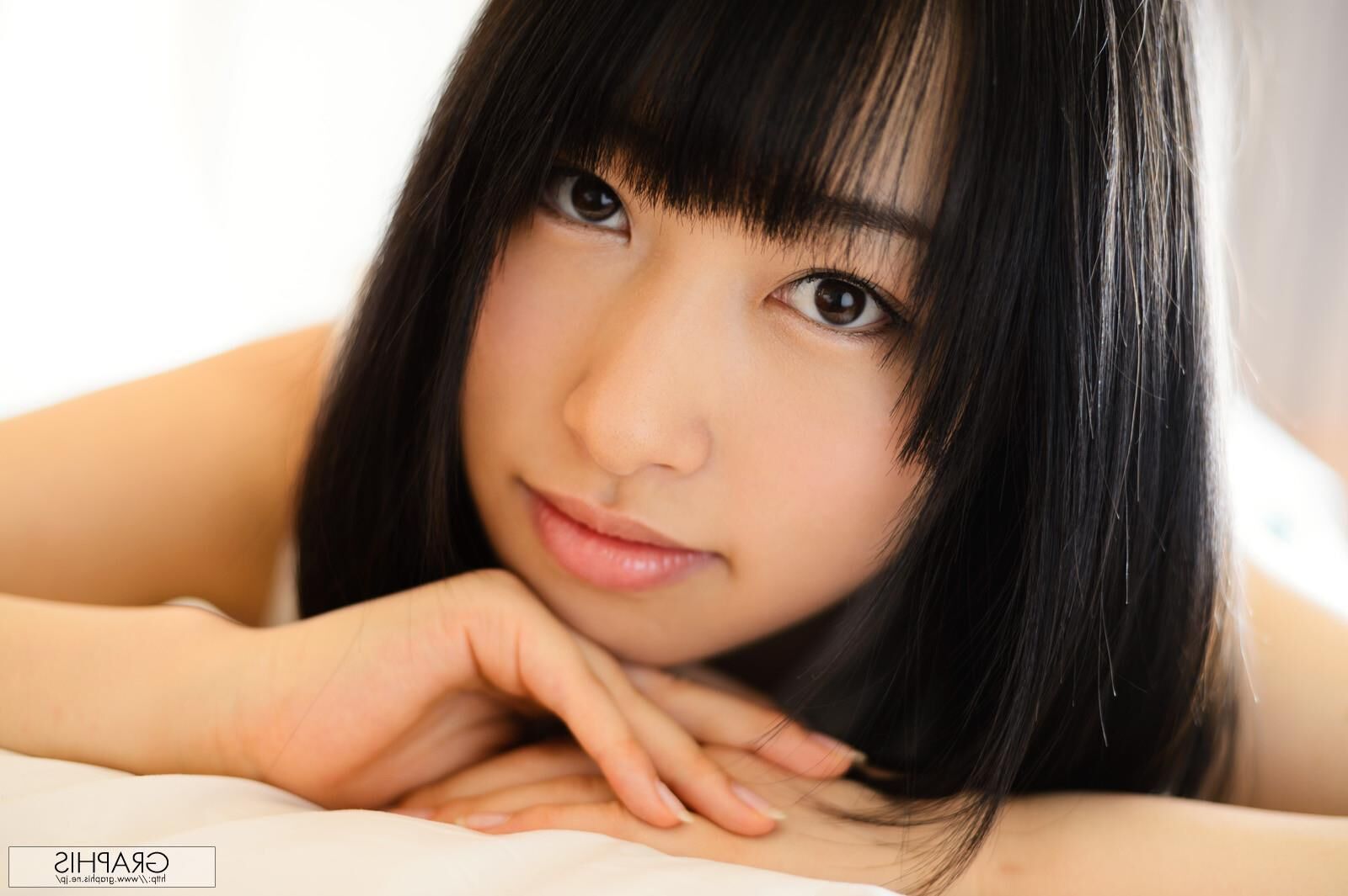Tsugumi Uno GraphisGals No. Newcomer
