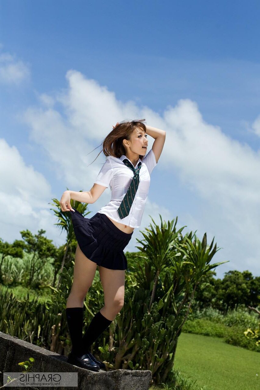 Tiara Ayase GraphisGals No. Miracle