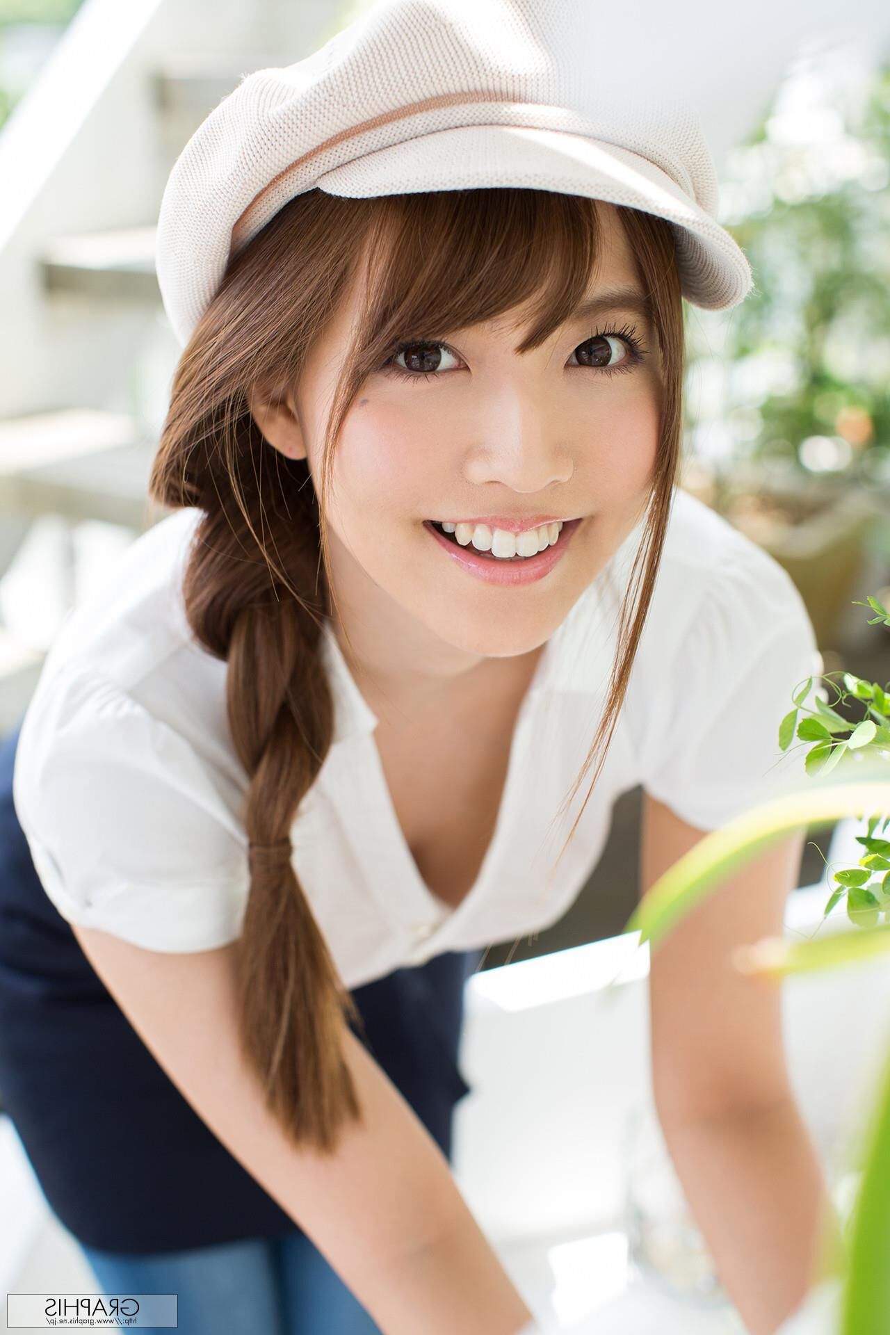 Yua Mikami GraphisGals No. Divine Sprout