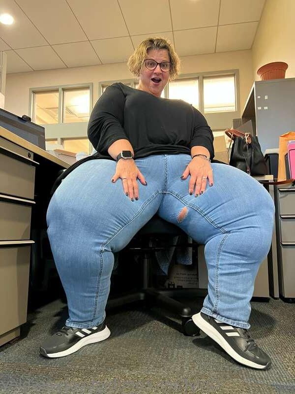 Large Women in Jeans, Pants, and Shorts 