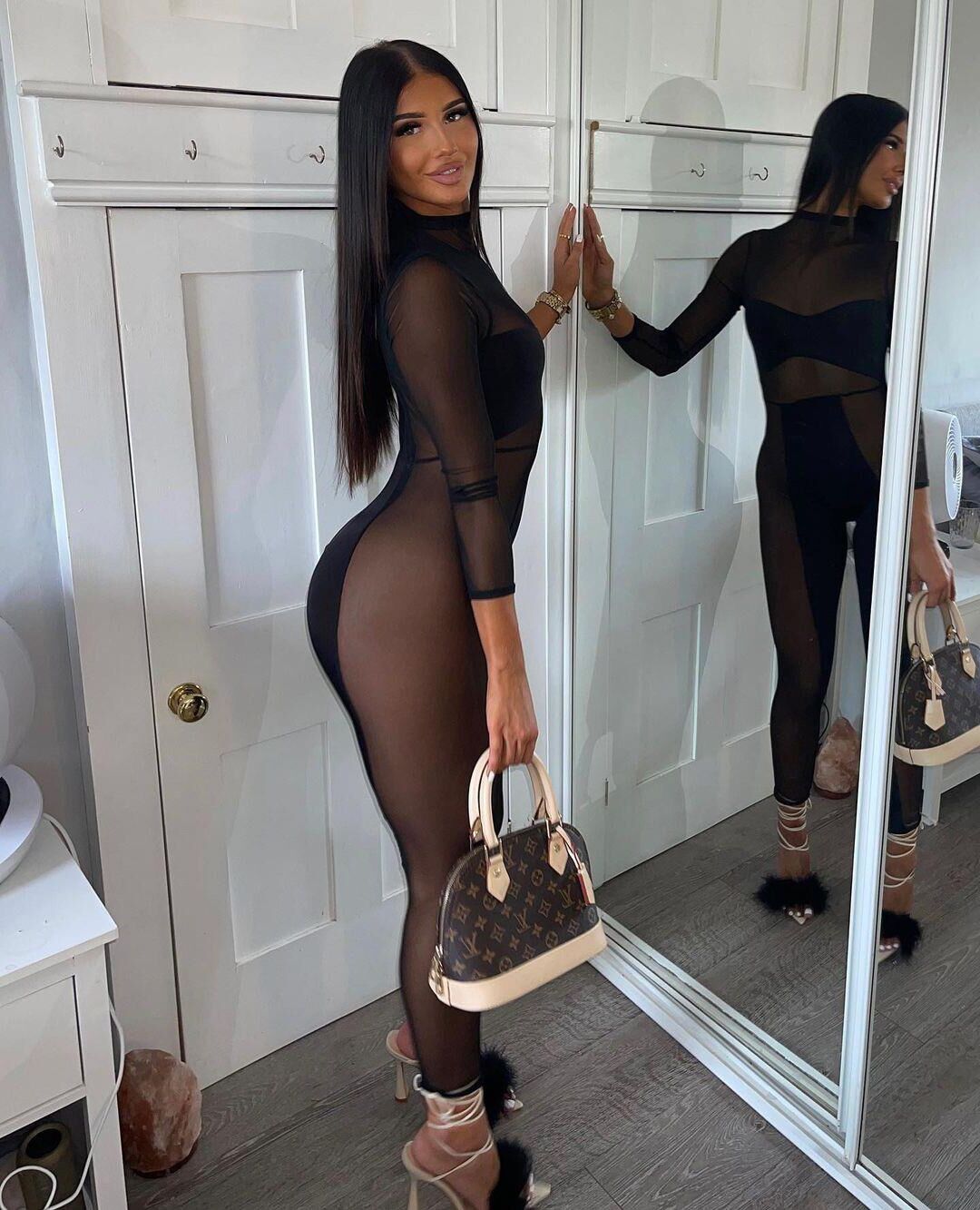Sexy Mesh Girls 