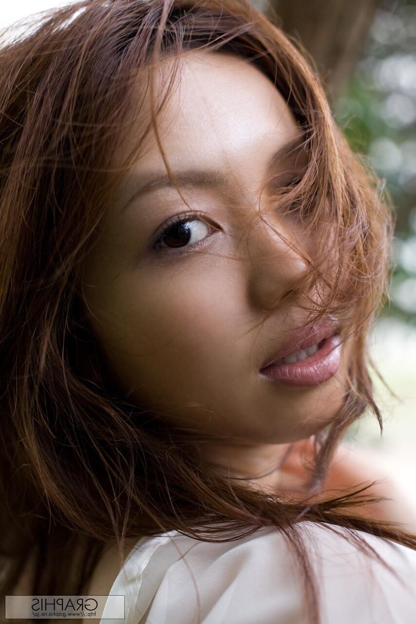 Yura Aikawa GraphisGals No. Pianissimo