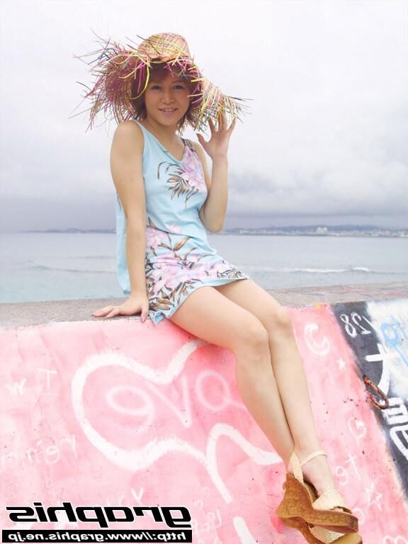Yuna Miyazawa GraphisGals No.