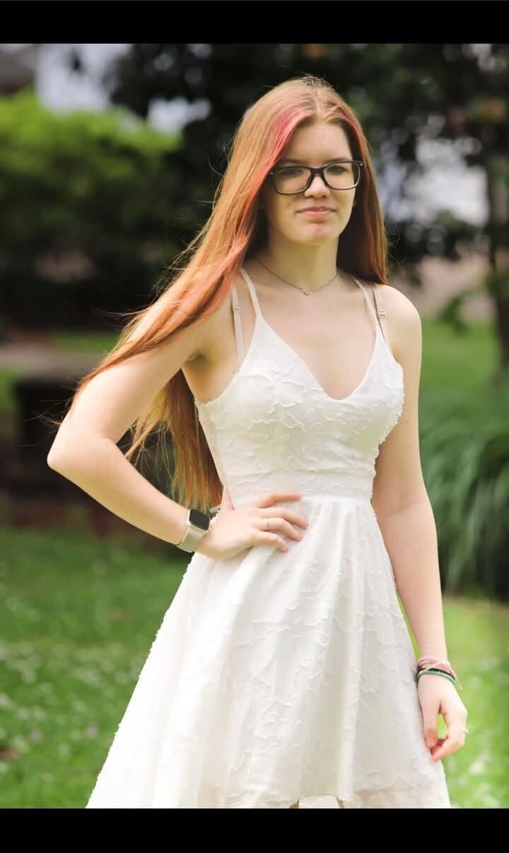 Teen Non Nude