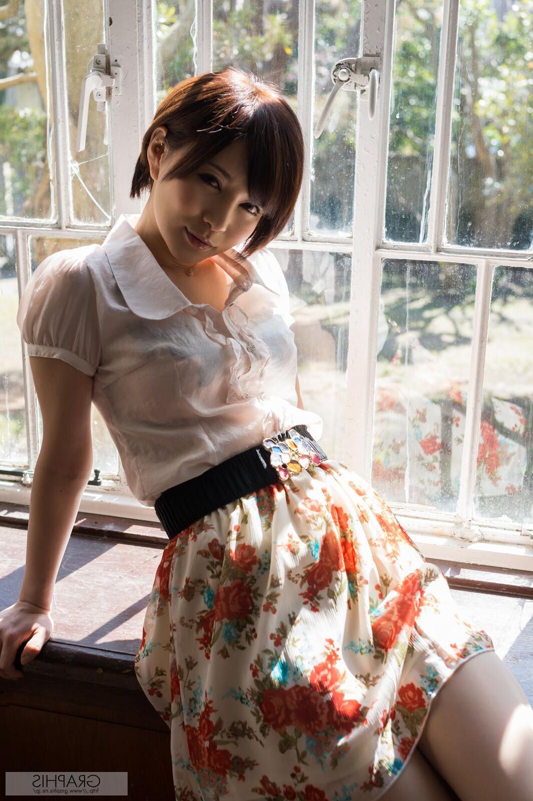 Yuria Satomi GraphisGals No. Pussy Cat