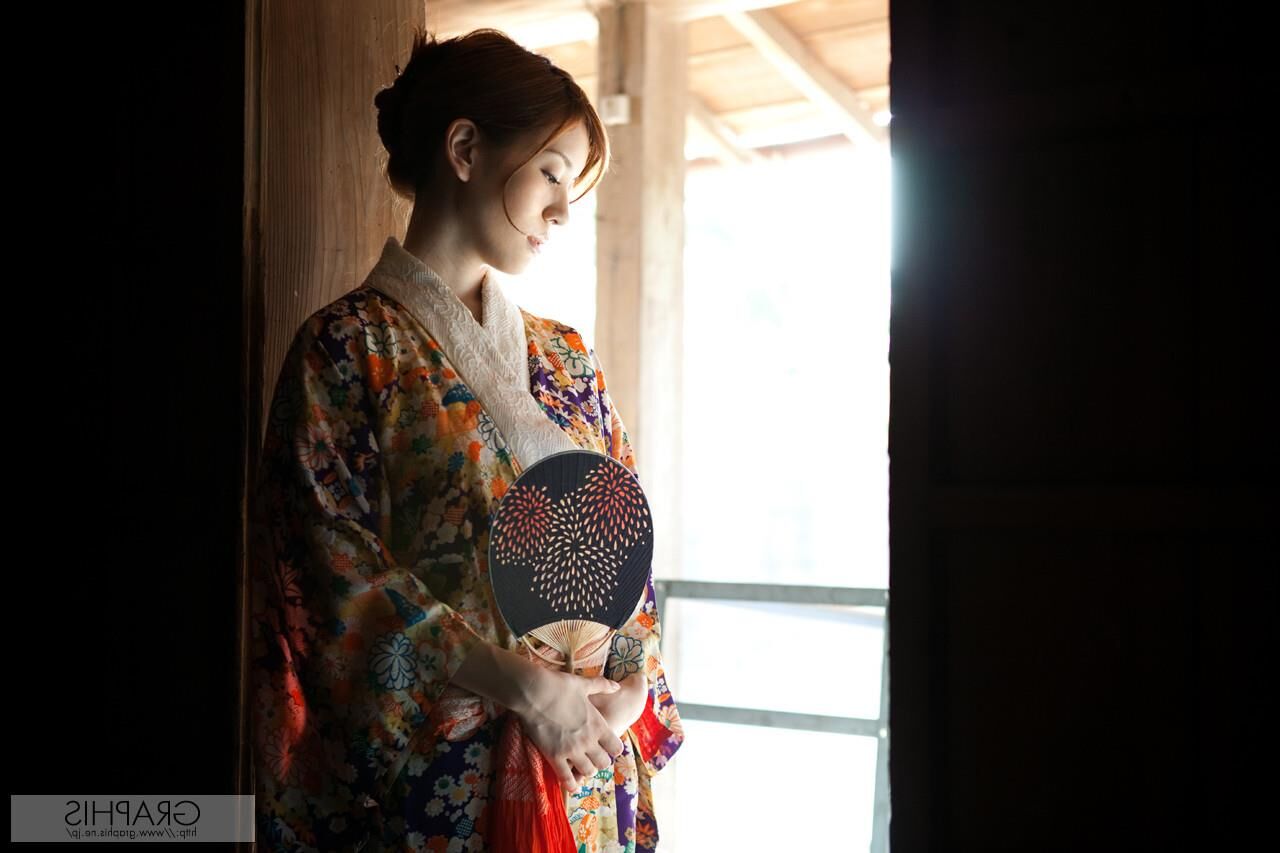 Yuria Ashina GraphisGals No. Cool Beauty