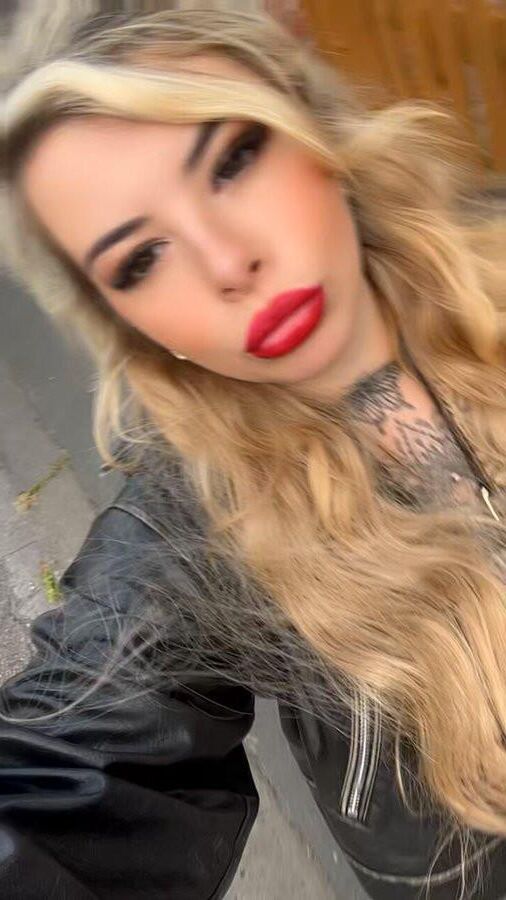 Queen Crystal Findom
