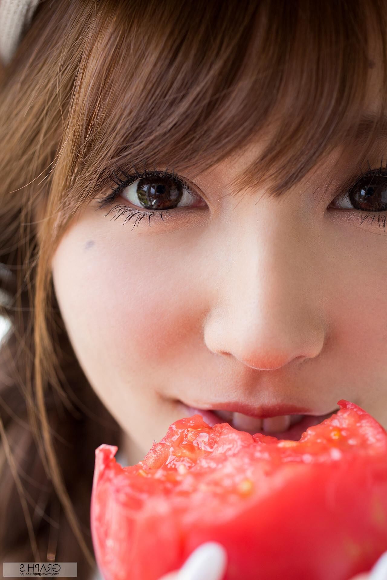 Yua Mikami GraphisGals No. Divine Sprout