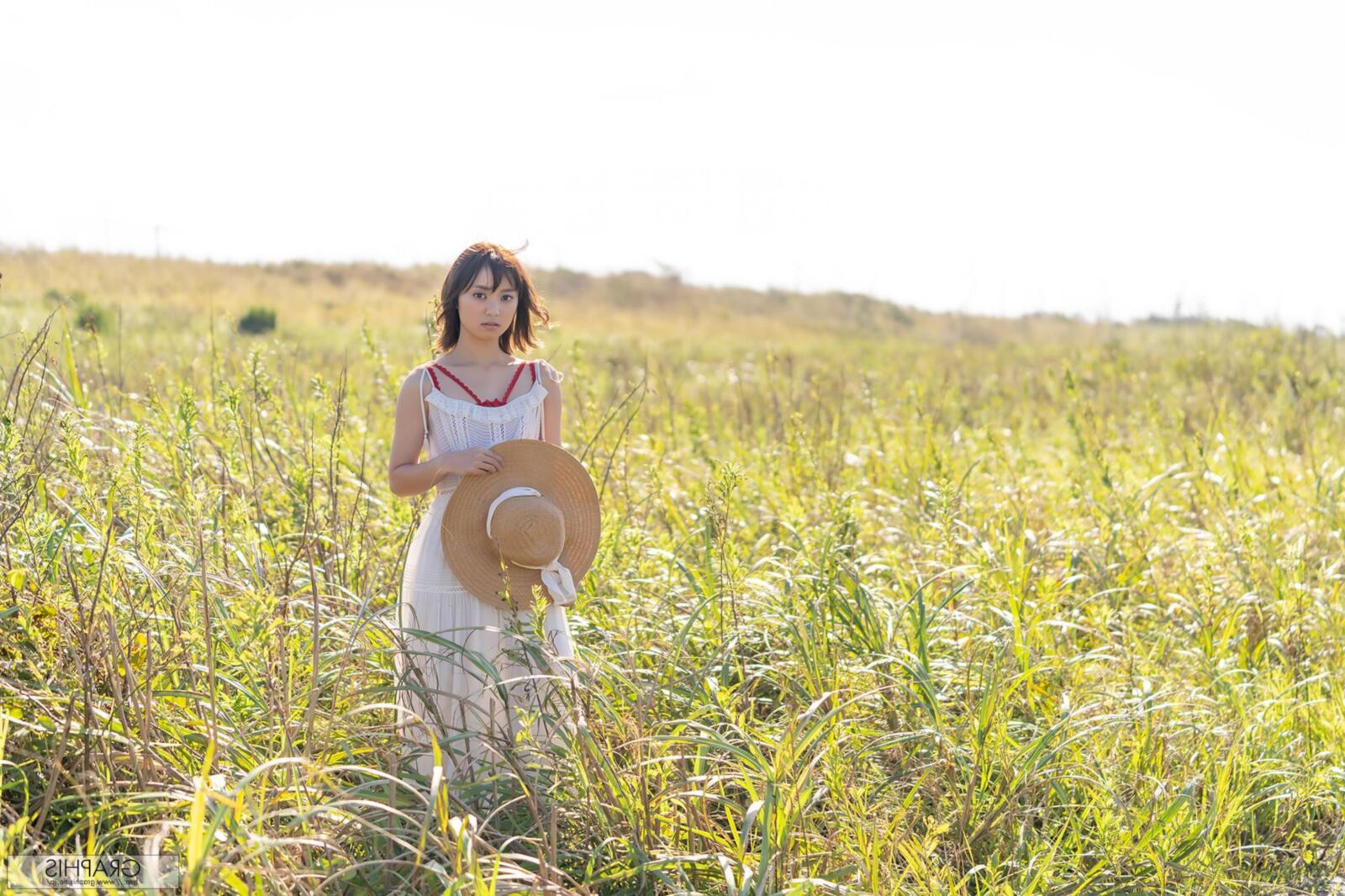 Suzu Monami GraphisGals First Gravure