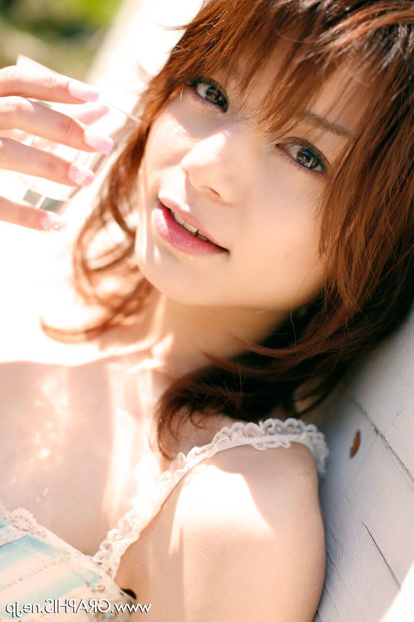 Tina Yuzuki GraphisGals No. Source of Light