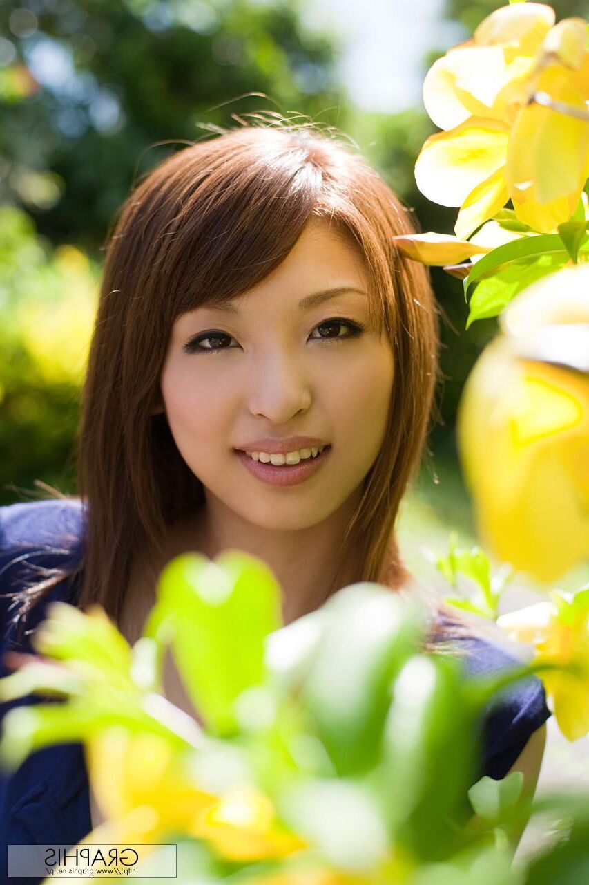 Syoko Akiyama GraphisGals No. Lucky
