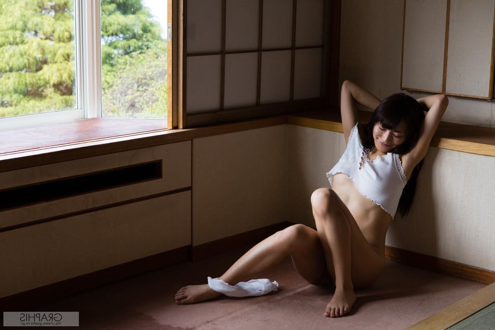 Saki Kozai GraphisGals No. Footloose