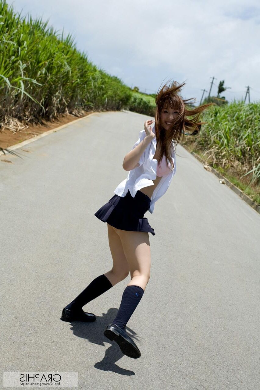 Tiara Ayase GraphisGals No. Miracle