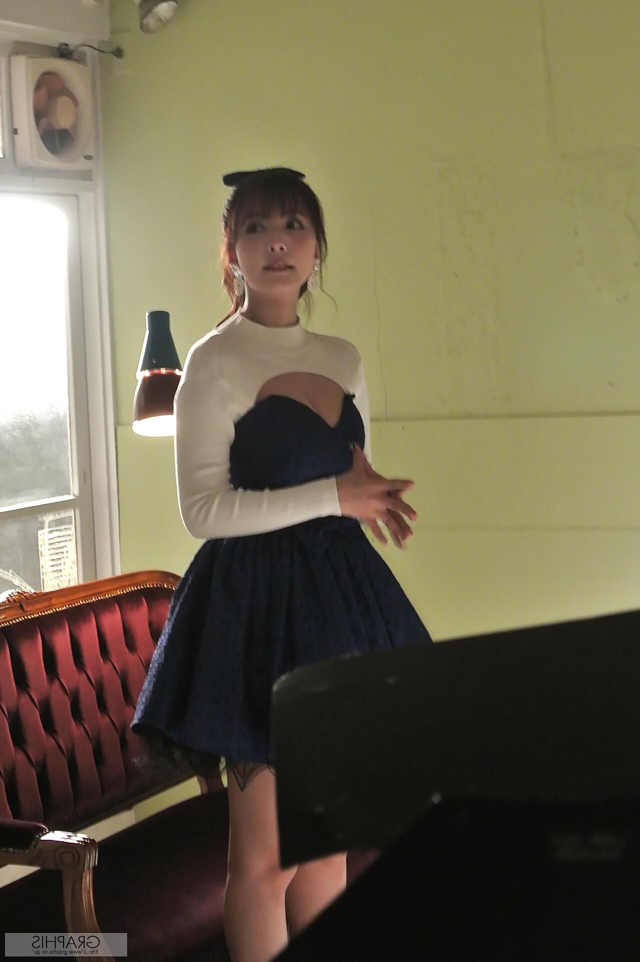 Yua Mikami GraphisGals Sweet Smile