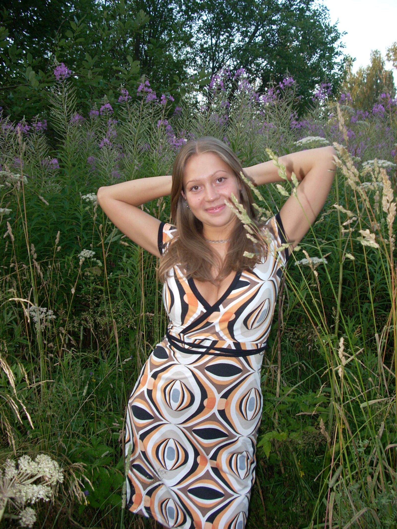 Non Nude 