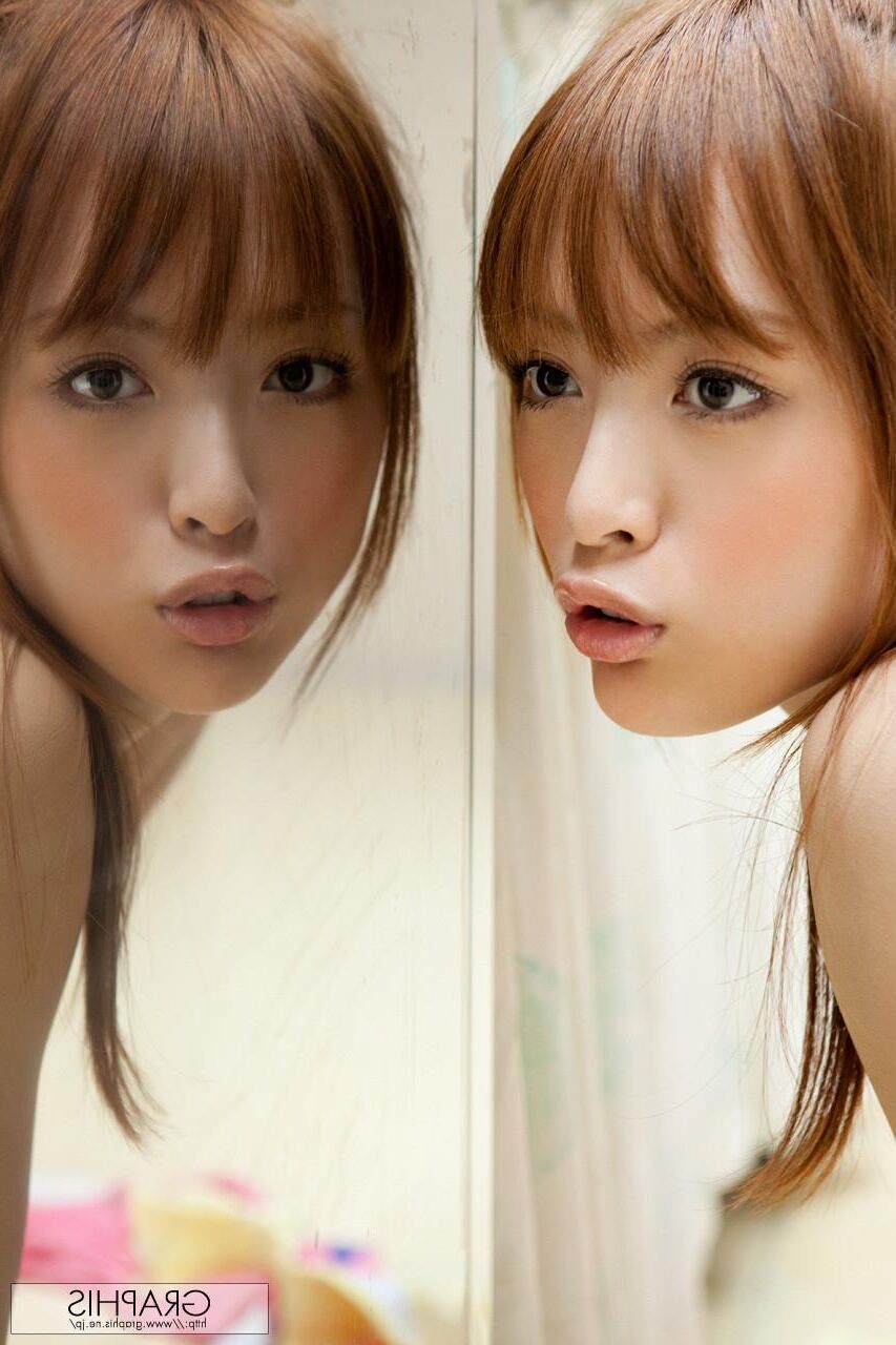 Yu Namiki GraphisGals No. Smile Again