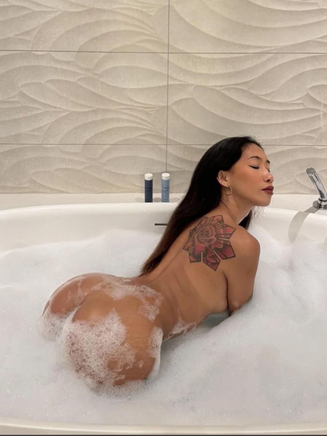 Delicioso Pinay Pinay