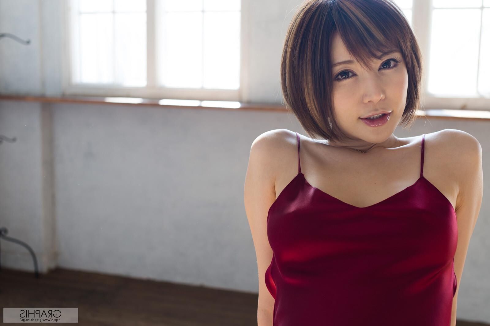 Yuria Satomi GraphisGals No. Foxy Lady