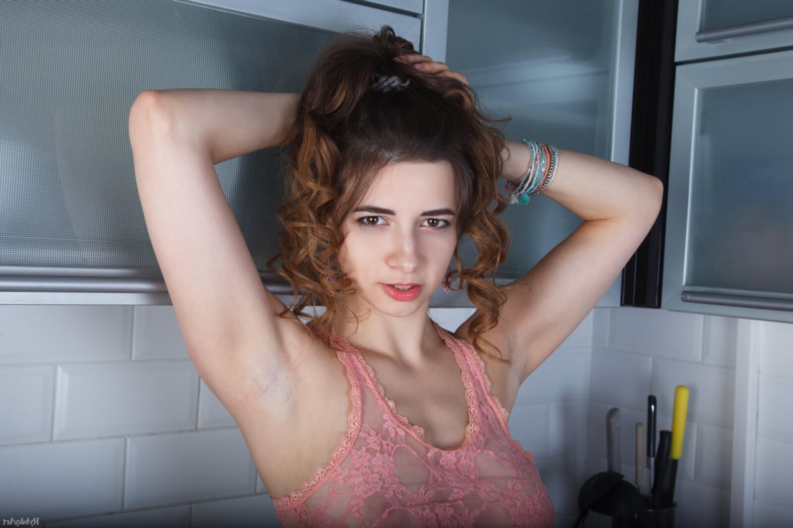 Elle Mira Kichiria