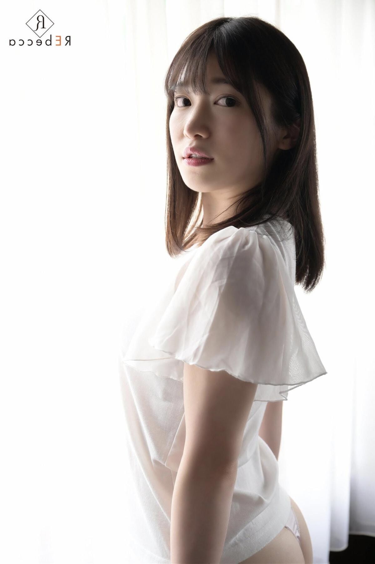 Ruu Gradol Rebecca Supernova