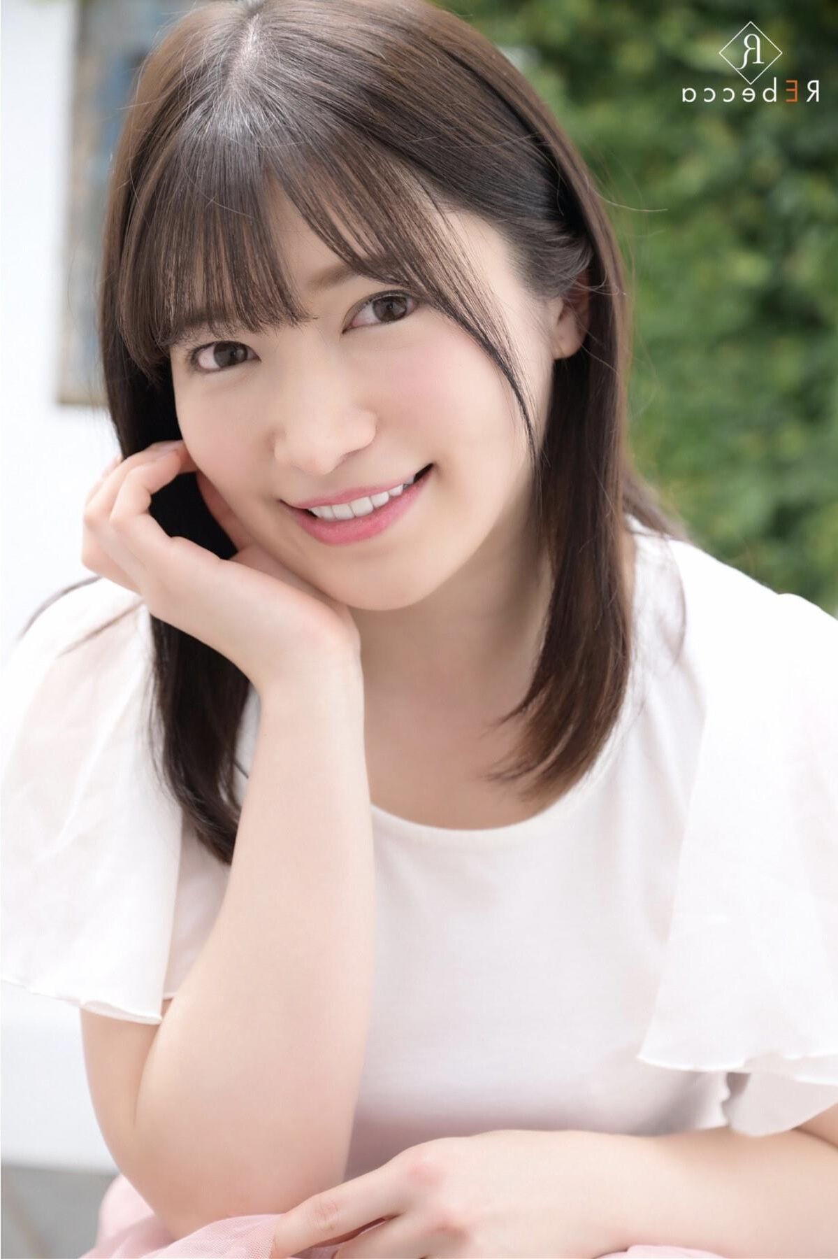 Ruu Gradol Rebecca Supernova
