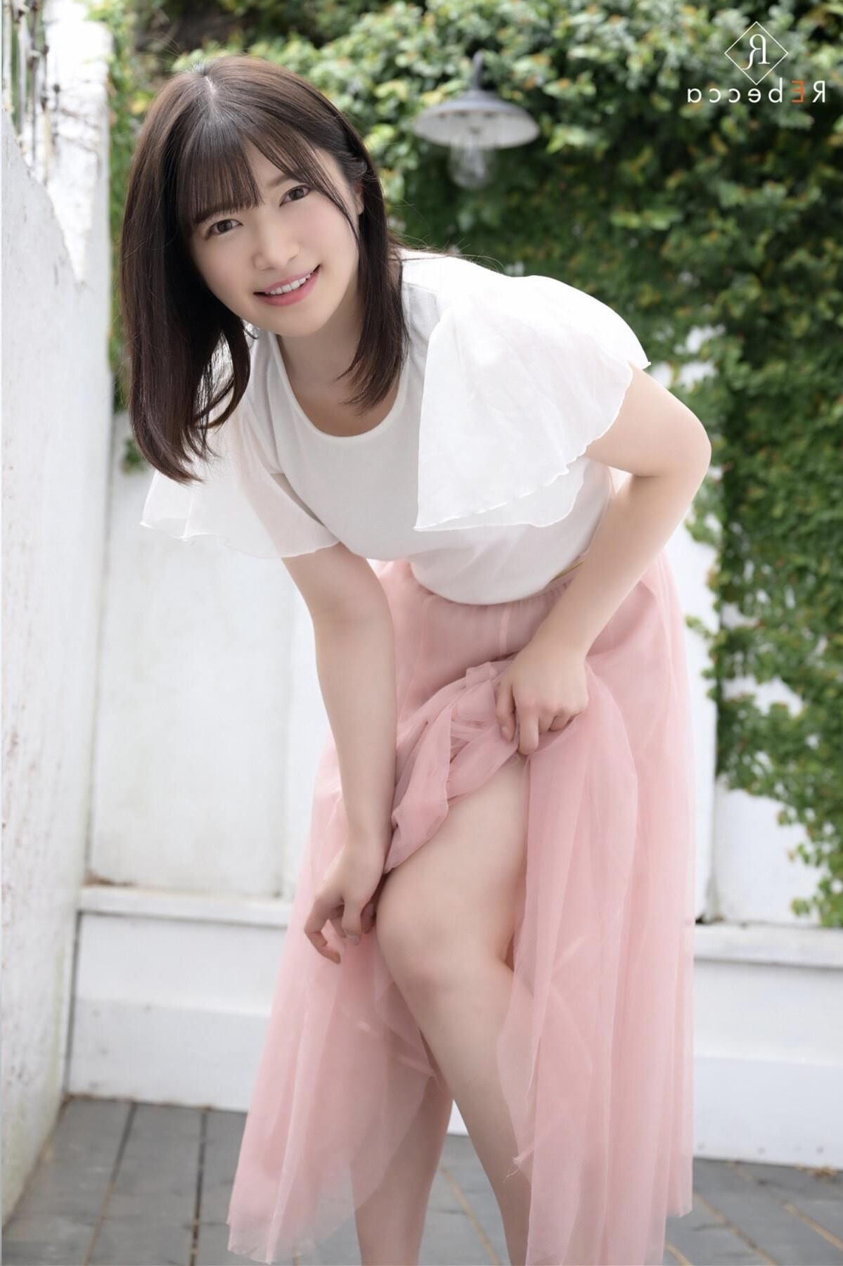 Ruu Gradol Rebecca Supernova