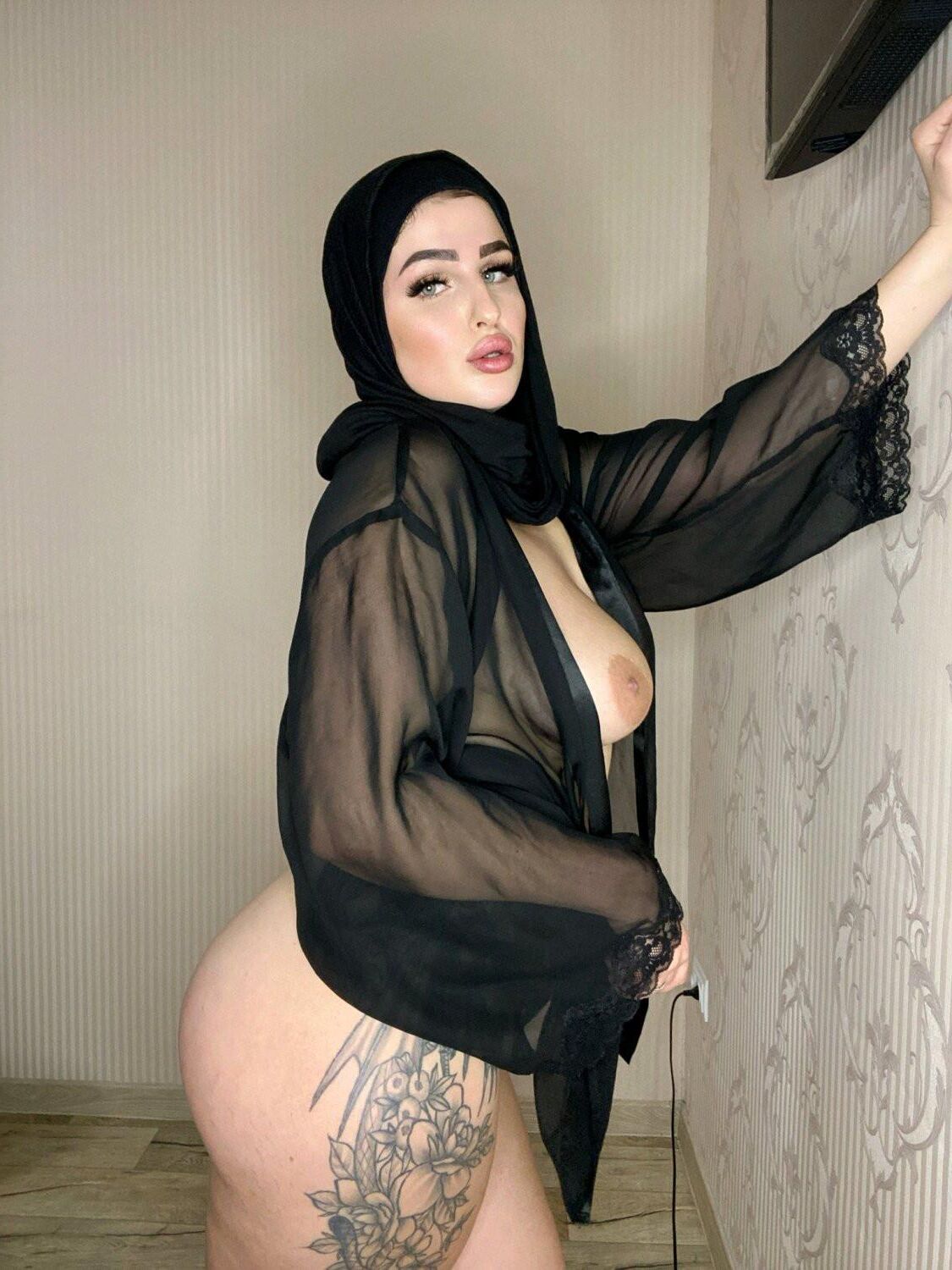 Hijab mom bimbo