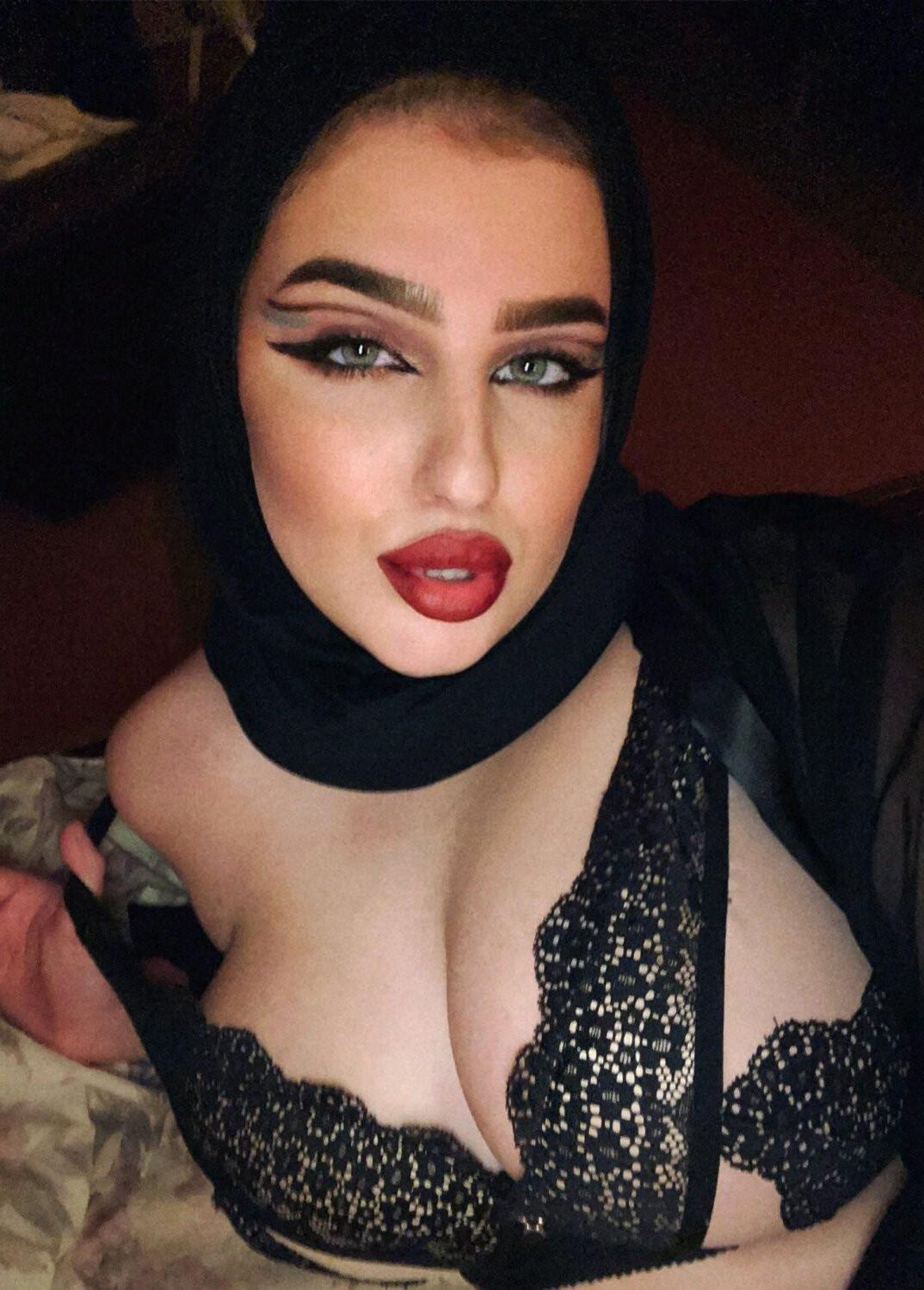 Hijab mom bimbo