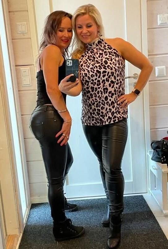 Wank Queen (MILF)