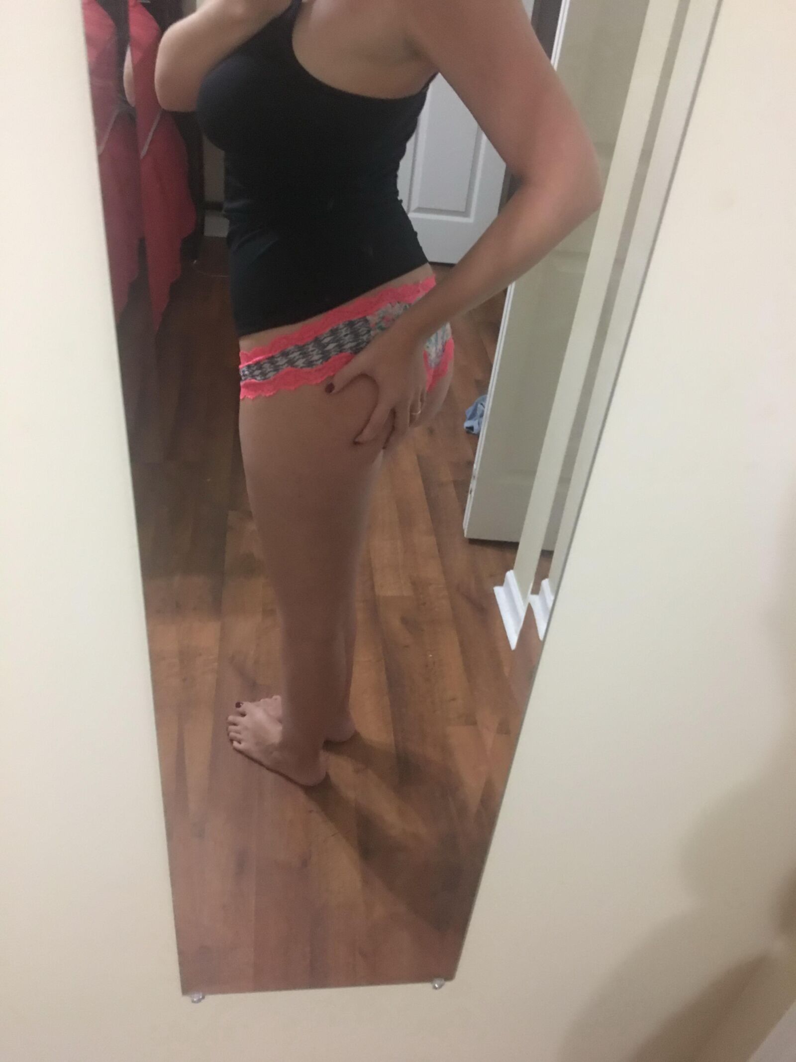 Sexy rubio milf