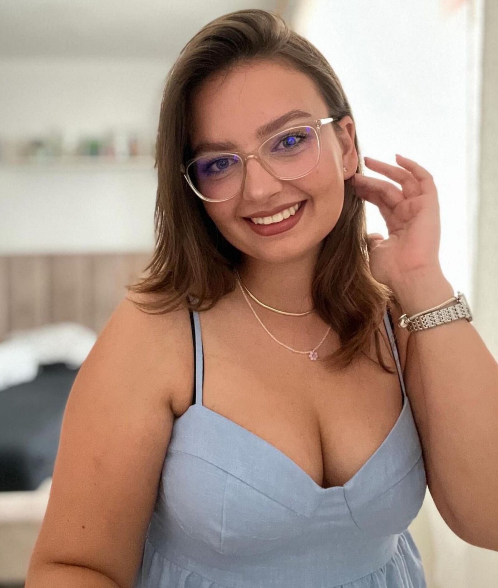 Non Nude 