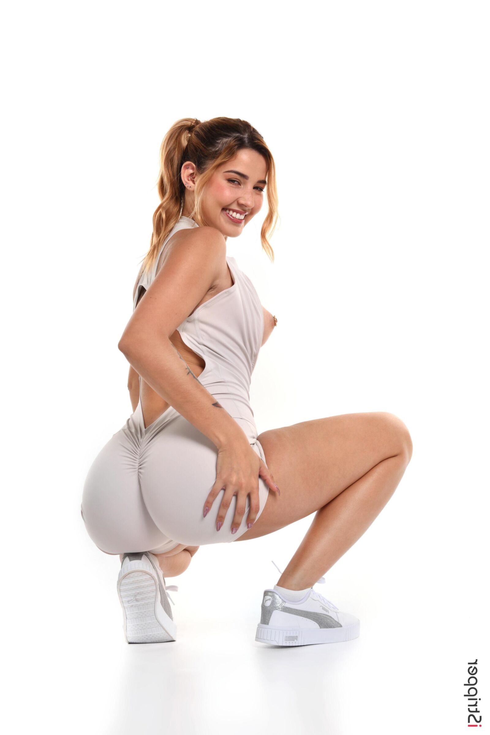 Agatha Vega Yo Dia de Entrenamiento