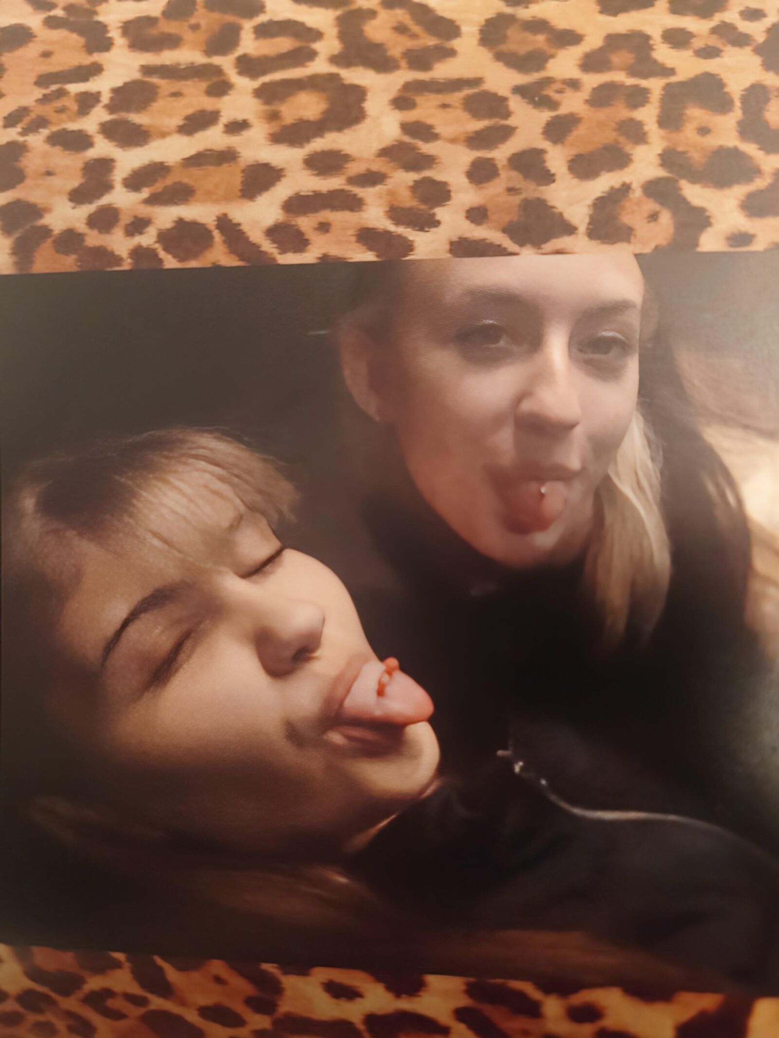 Miah perfurou o britânico tight chav adolescente vadia sexualizada! 