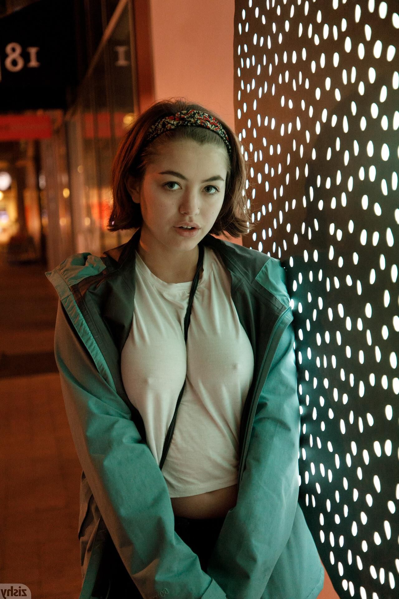 Aria Sky 