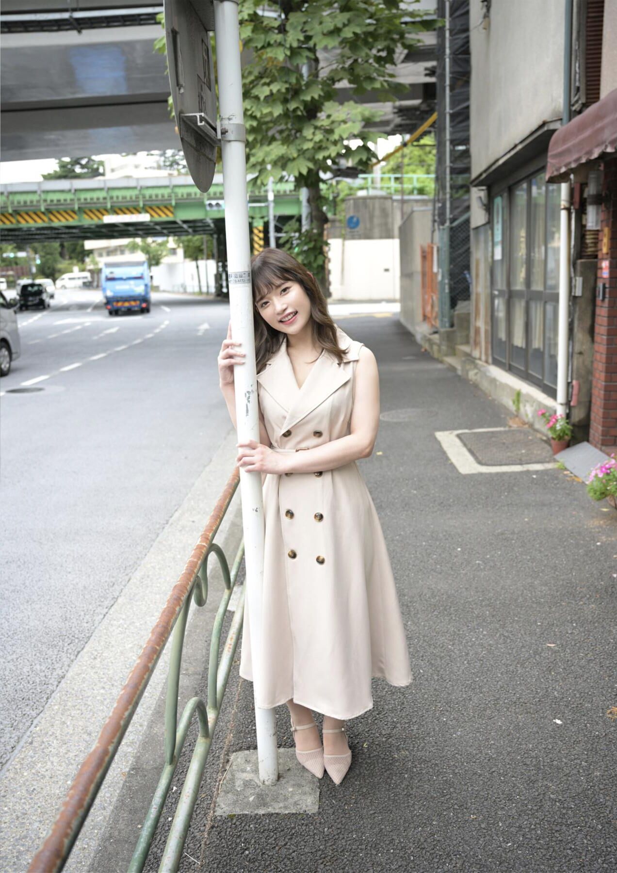 Rena Momozono Naniwa Natural Milk