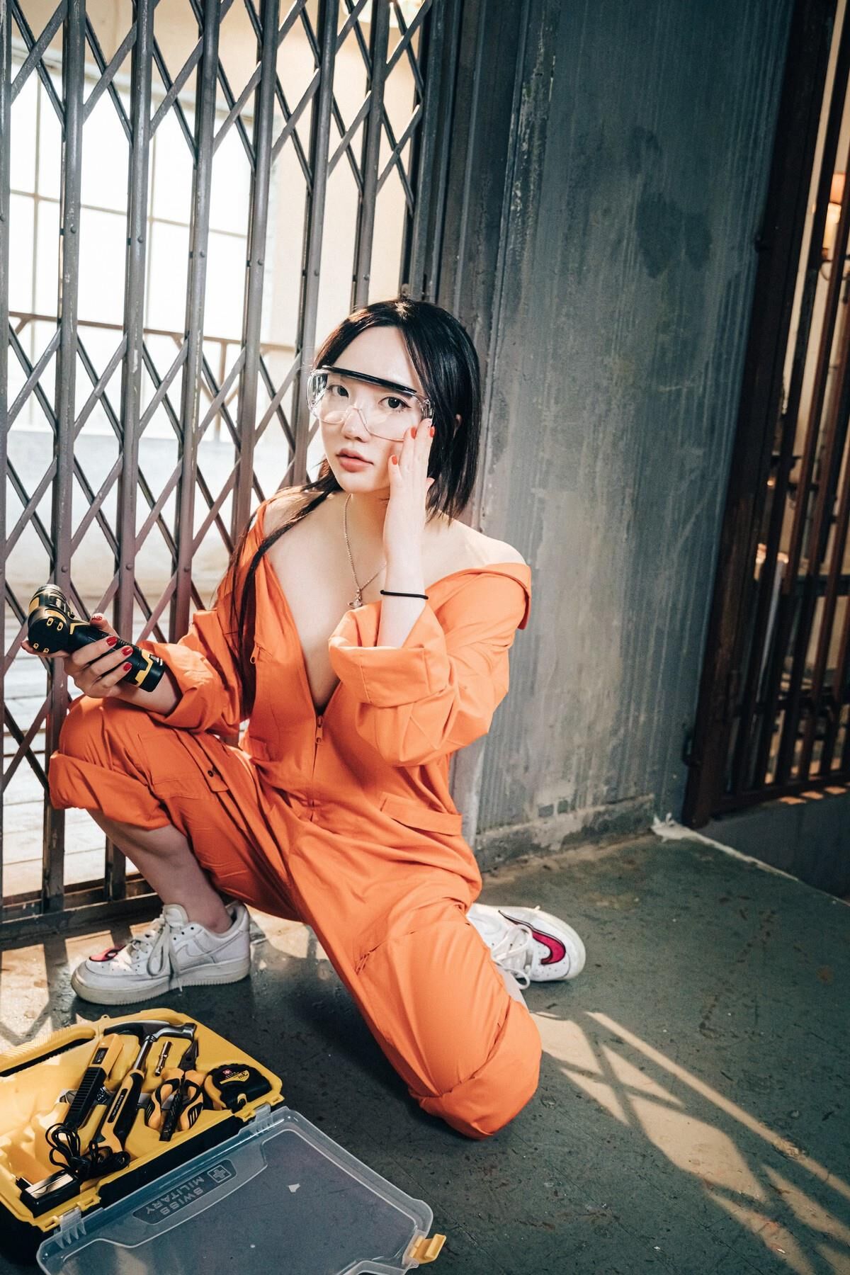 Son Yeeun Loozy Where Are My Tools