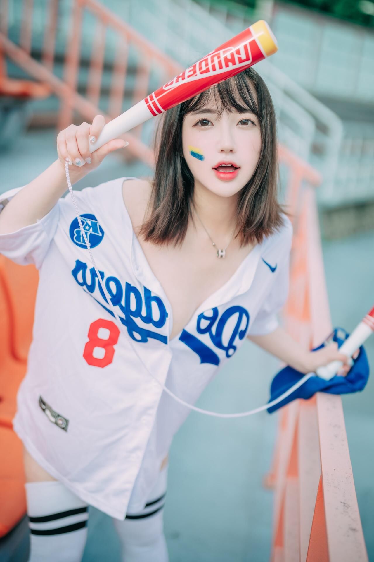 Son Yeeun DJAWA Cheer Up in the Summer