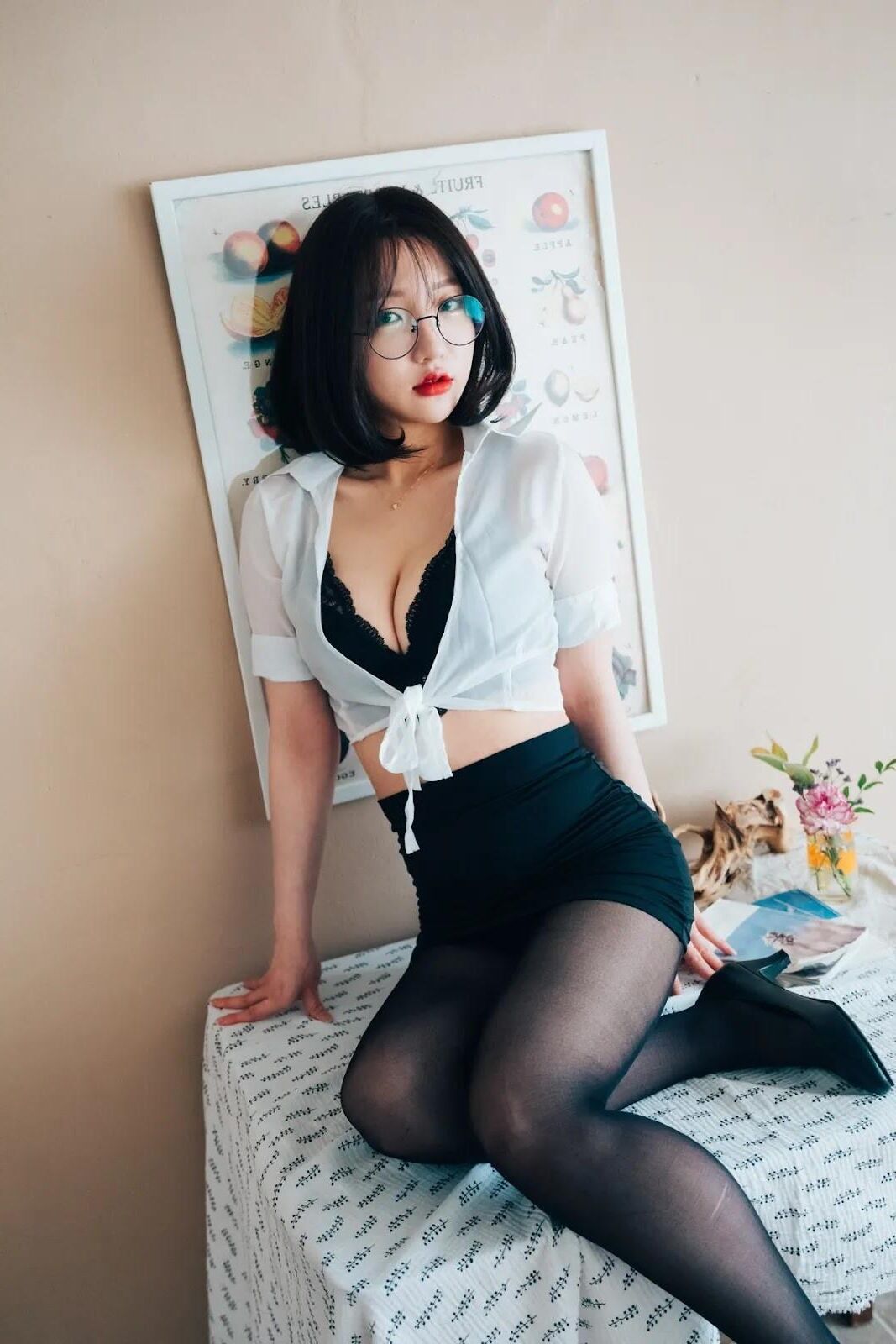 Filho Yeeun Loozy OfficeGirls Vacation Vol.