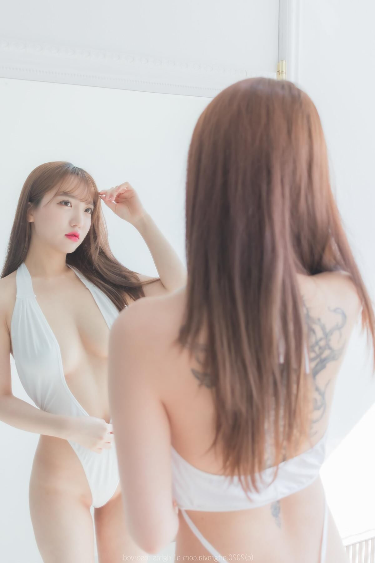 Son Yeeun ArtGravia Vol.