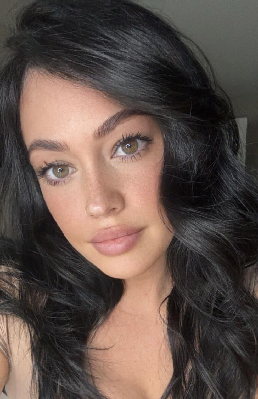 Faces To Adore 