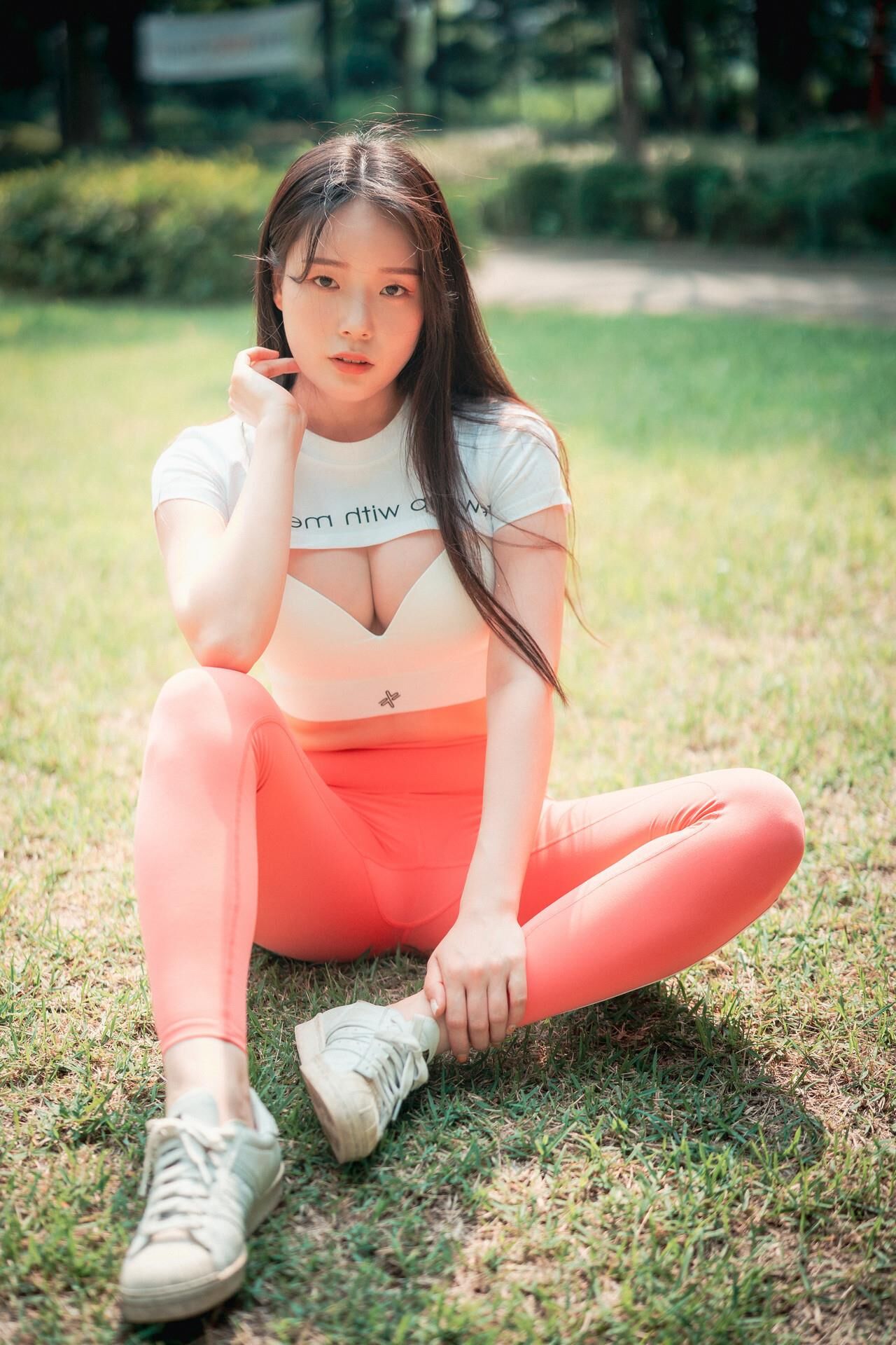 PIA DJAWA Loose and Tight Salmon Pink