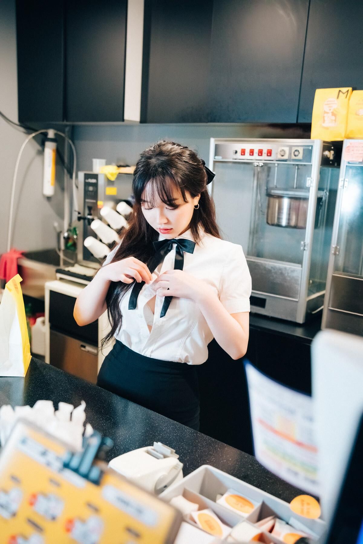 Son Yeeun Loozy Ticket Girl