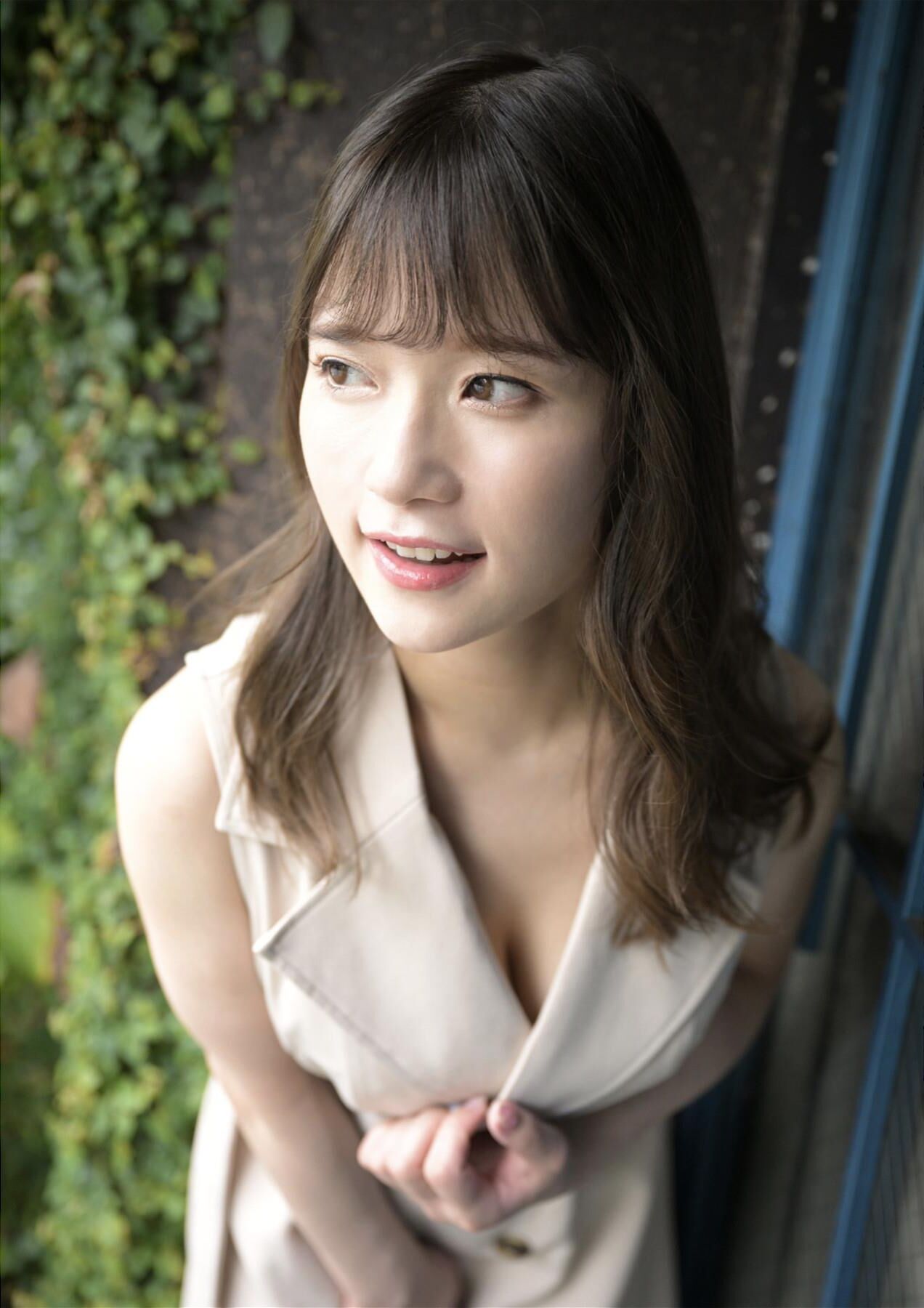 Rena Momozono Naniwa Natural Milk