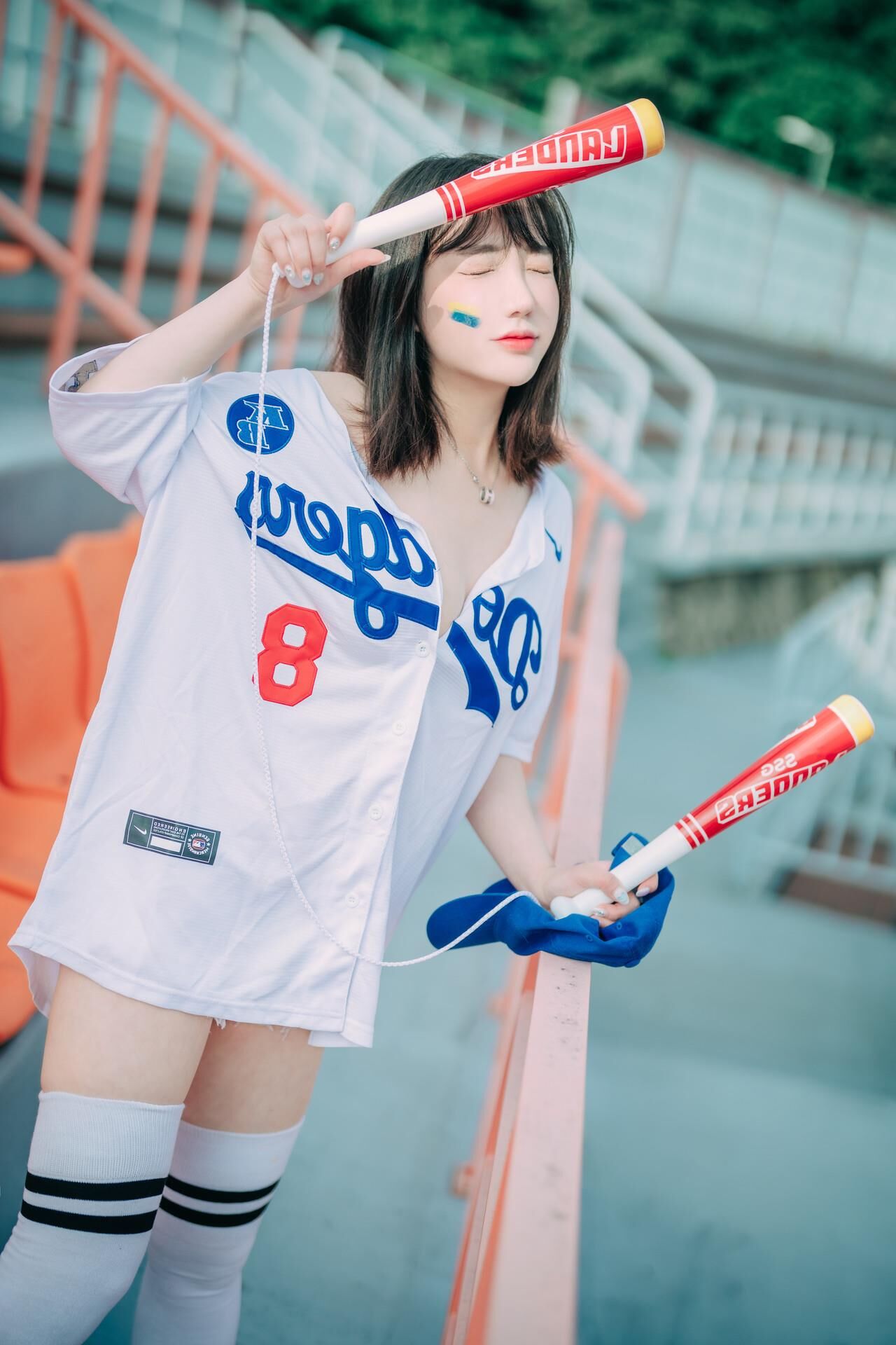 Son Yeeun DJAWA Cheer Up in the Summer