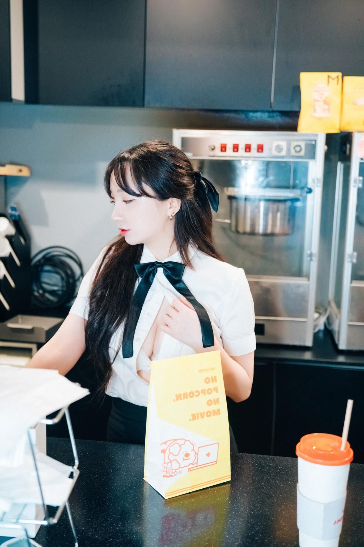 Son Yeeun Loozy Ticket Girl