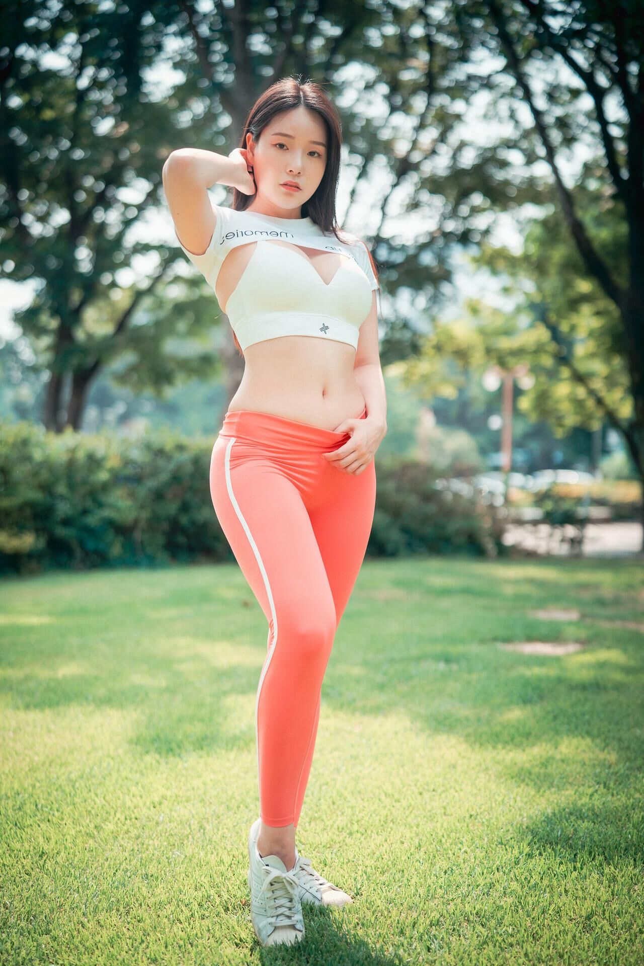 PIA DJAWA Loose and Tight Salmon Pink