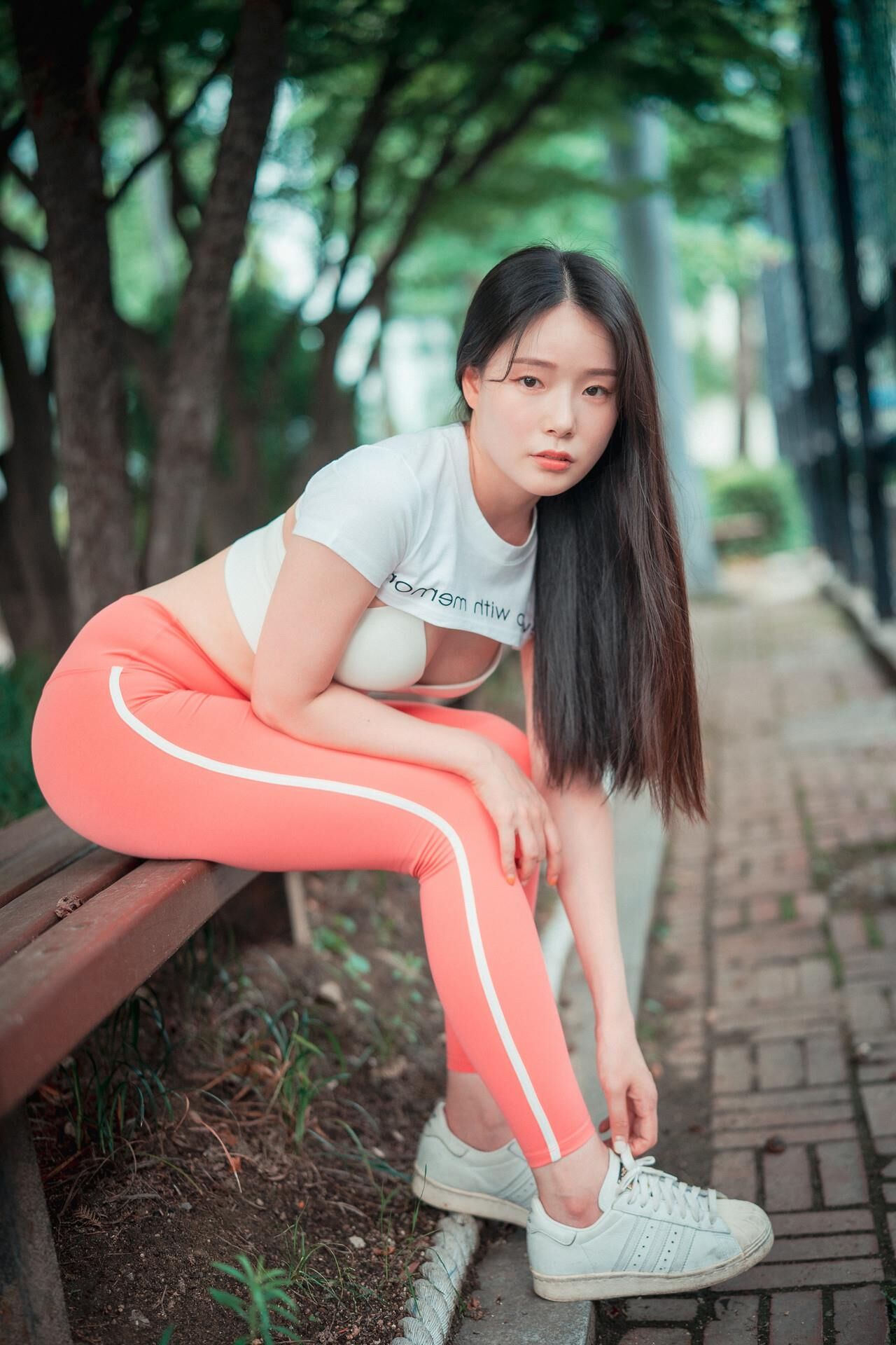 PIA DJAWA Loose and Tight Salmon Pink