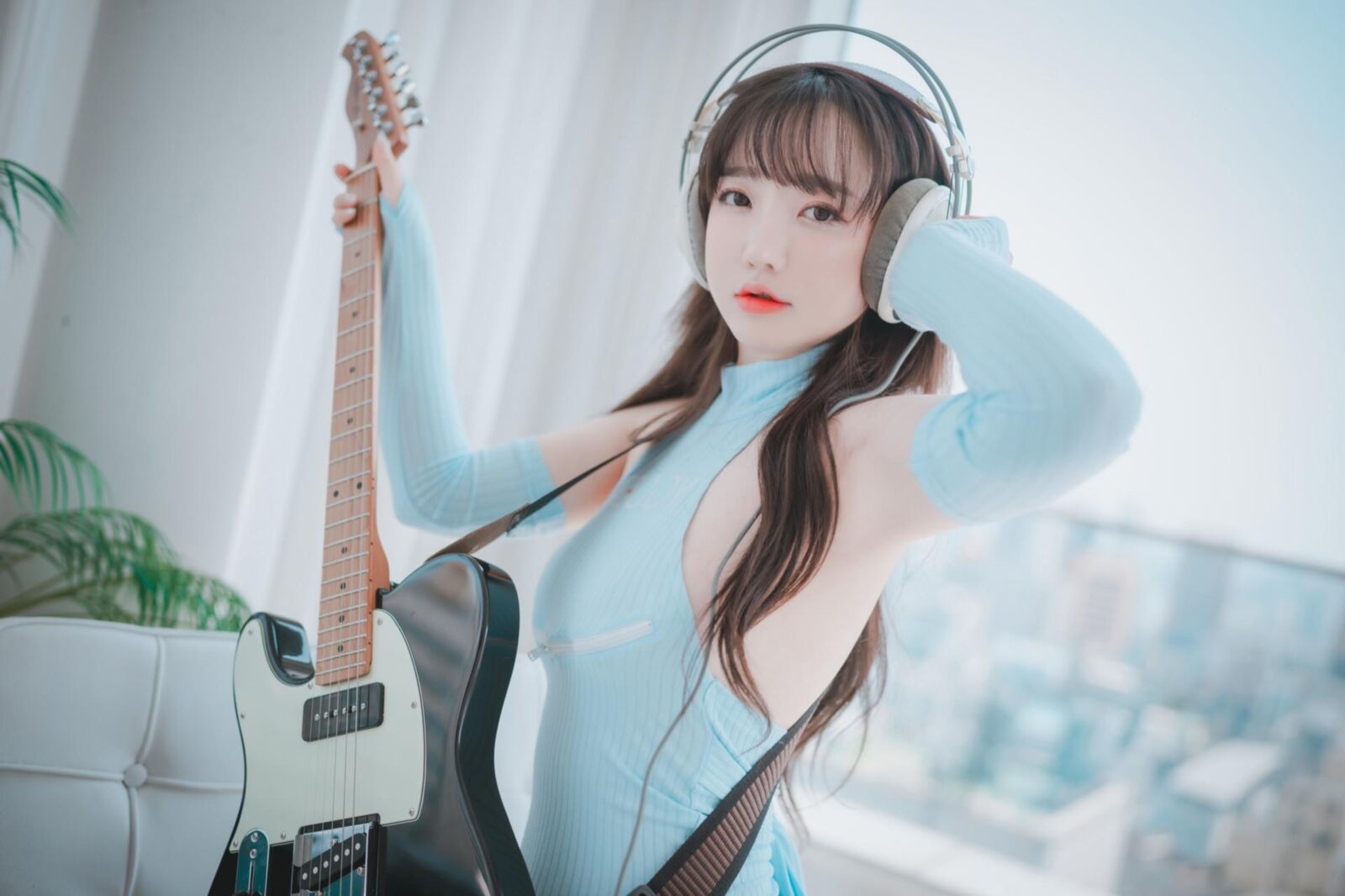 Son Yeeun DJAWA Ms. Slowhand